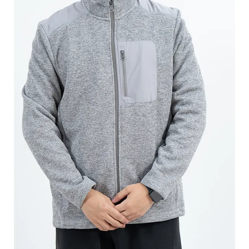 Áo khoác zip cổ đứng màu xám với phần vai và ngực mịn màng