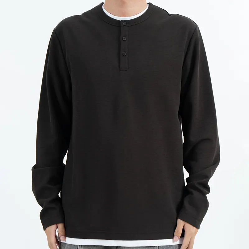 Áo sơ mi Henley dài tay thoải mái có túi ba nút